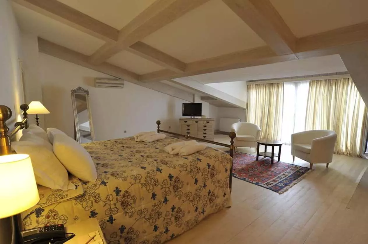 1469336_94_z (Copy).jpg